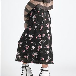 Delias midi floral skirt